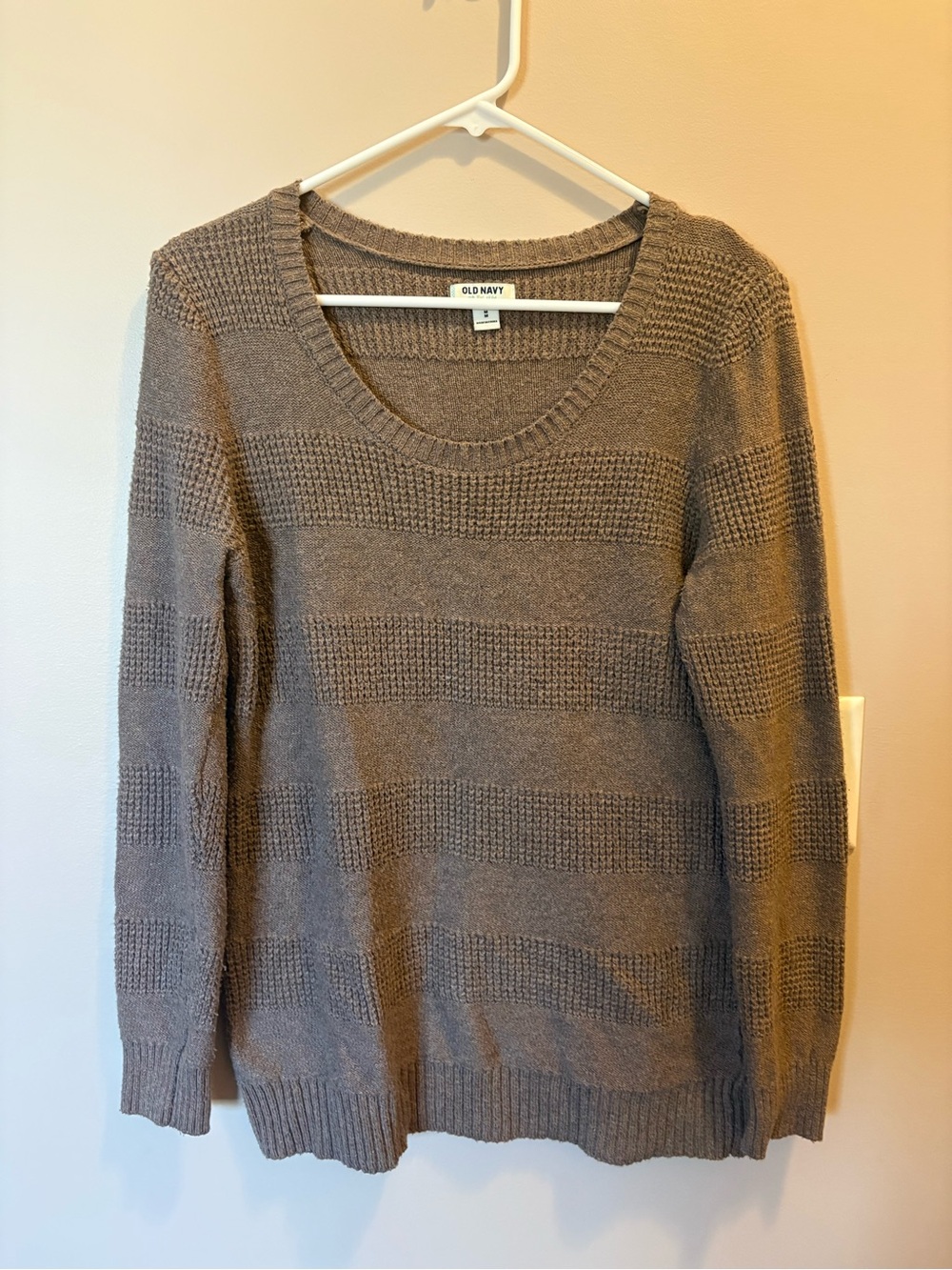 Old Navy Women's Taupe Textured Scoop-Neck Sweater
